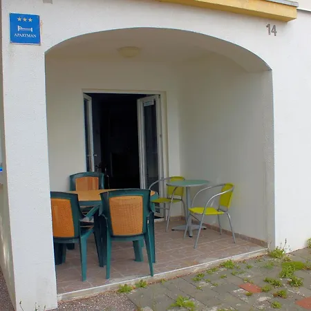 Anna Apartment